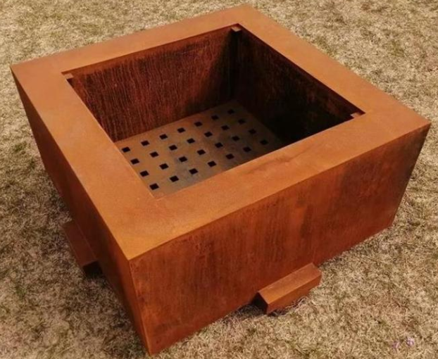 屋外の熱する正方形のCortenの鋼鉄木製の非常に熱い火のピットおよびグリル