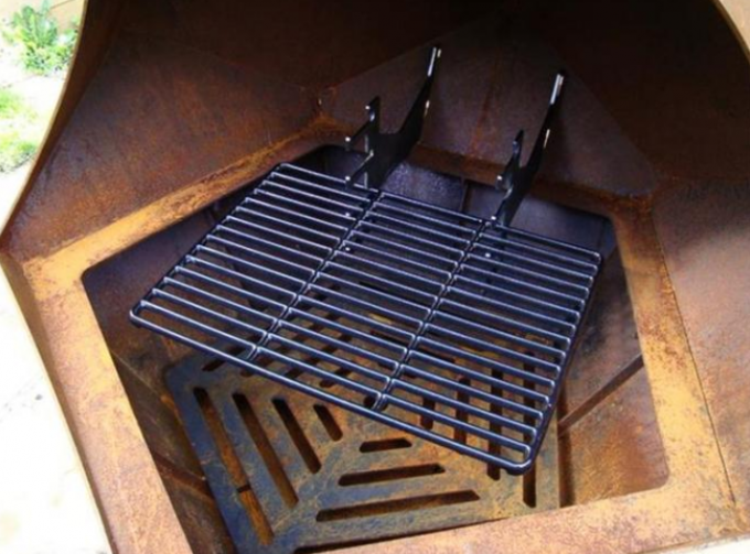 十面体の無作法なCopming Cortenの鋼鉄屋外の火ピットおよびバーベキューのグリル