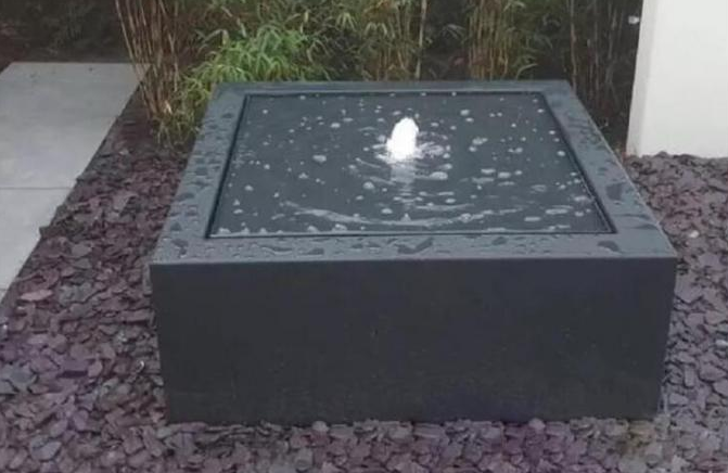 黒い表面のプールの噴水の庭のための屋外の炭素鋼水特徴