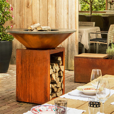 カスタム化のCorten鋼鉄Bbqのグリルの庭のバーベキューの木炭グリルの高い耐久性