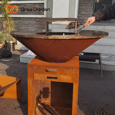 庭の錆のCortenの鋼鉄屋外の調理のグリルの火ピットBBQは包装サービスを焼く