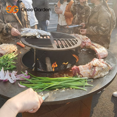 庭の錆のCortenの鋼鉄屋外の調理のグリルの火ピットBBQは包装サービスを焼く