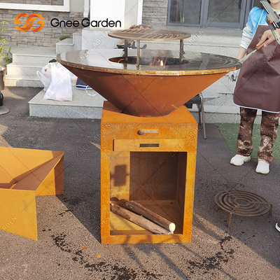 屋外の調理BBQのグリルの頑丈で旧式な火ピットのCortenの金属のバーベキュー