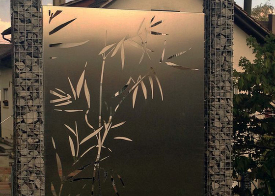 タケ パターンはレーザーがCortenの鋼鉄パネルの屋外の装飾的切った庭の装飾に金属をかぶせる