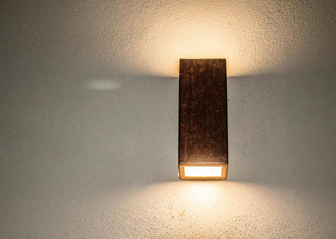 屋外の家具-ライト