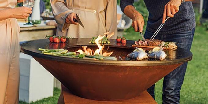 15インチの木炭BBQの屋外のピクニック陶磁器のバーベキューのグリルを調理するキャンプのテラスの裏庭