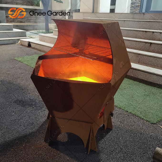 屋外のCortenの鋼鉄金属の火ピットのバーベキューのグリルBbqのブレジャ グリル
