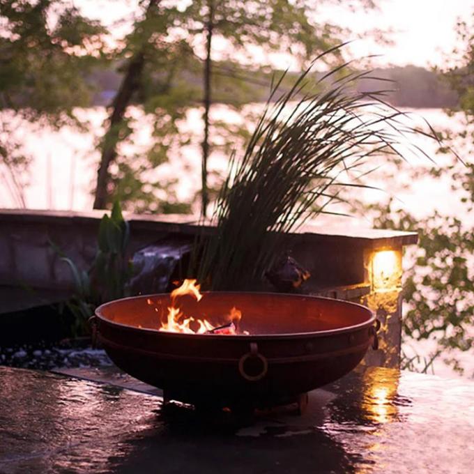 現代暖炉の屋外の暖房のCortenの鋼鉄木製の非常に熱い火ピットの庭屋外のFirepit