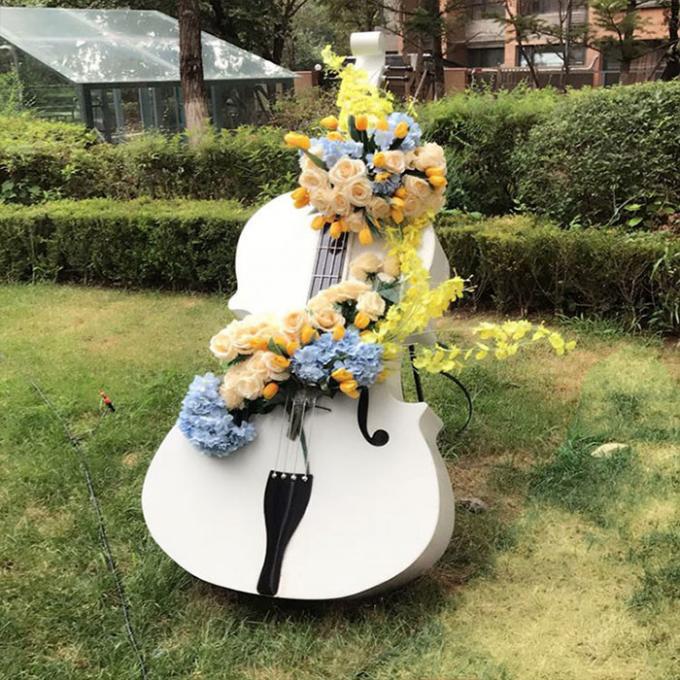 屋外の庭の装飾のチェロの鉄音楽主題の装飾の芝生の創造的な装飾の楽器の彫刻